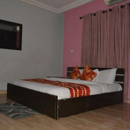 Esporta Suites Yaba Lagos Ngoại thất bức ảnh