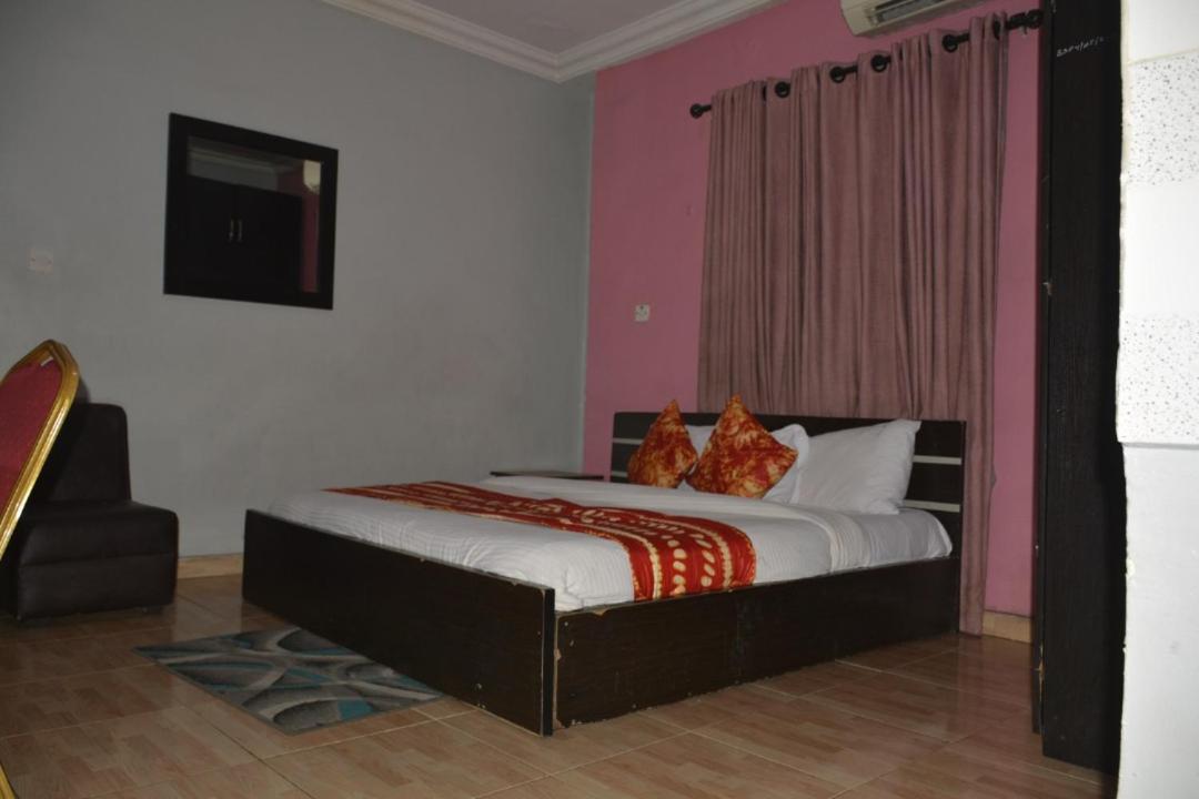 Esporta Suites Yaba Lagos Ngoại thất bức ảnh