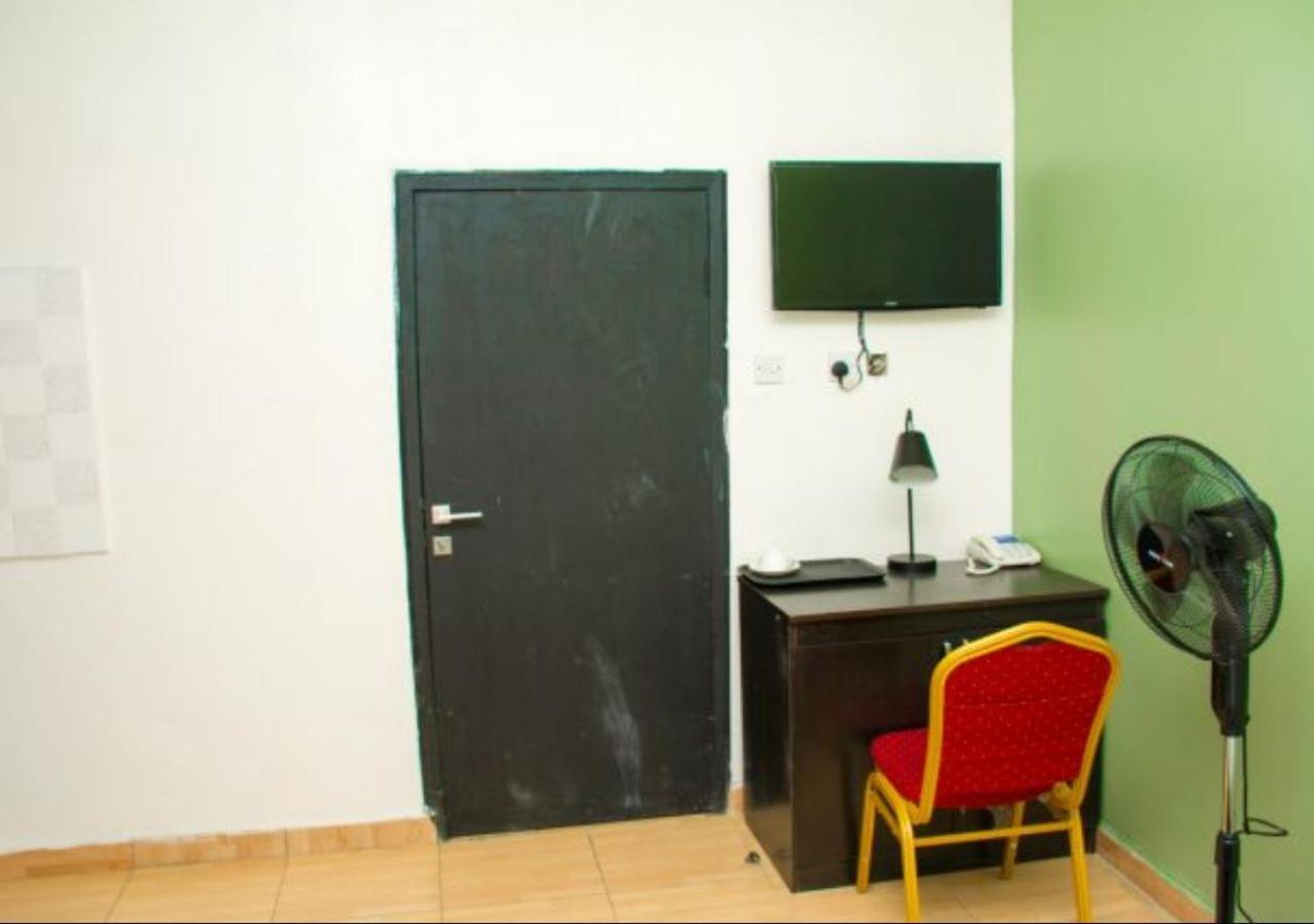 Esporta Suites Yaba Lagos Ngoại thất bức ảnh