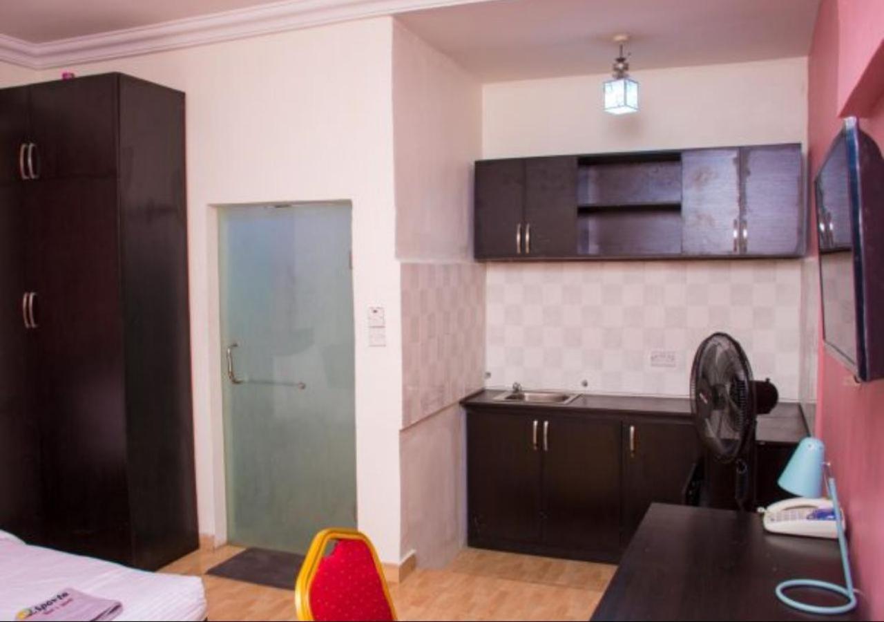 Esporta Suites Yaba Lagos Ngoại thất bức ảnh