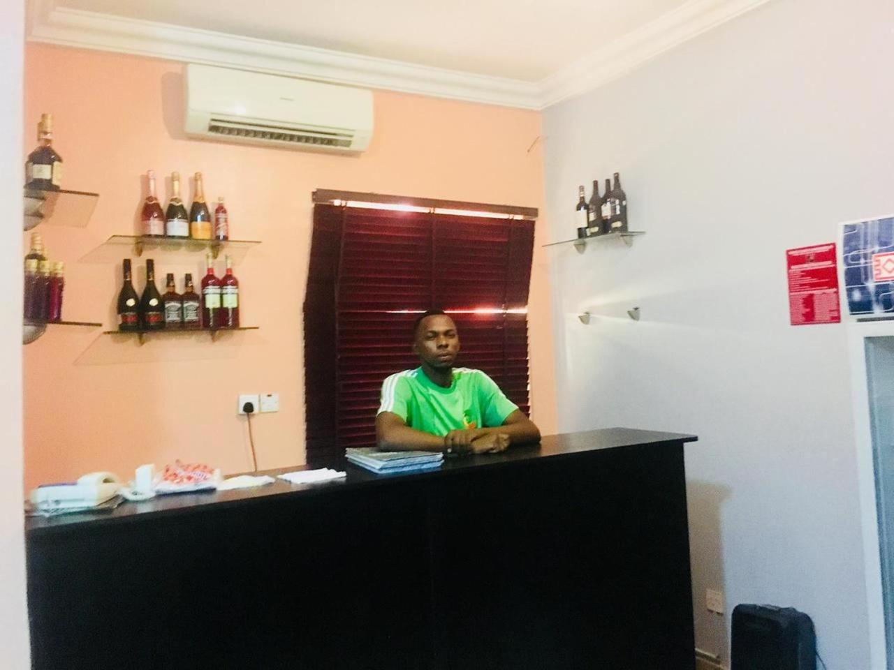 Esporta Suites Yaba Lagos Ngoại thất bức ảnh